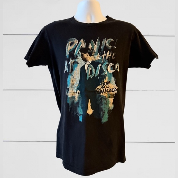 Panic! At The Disco Pray For The Wicked Tour Tee — Size M - Picture 1 of 10